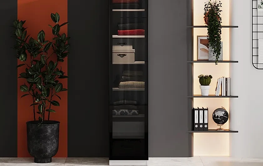 Plus 1 Adet Camlı Kapak Siyah