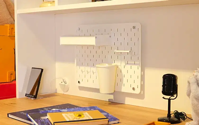 Pegboard 